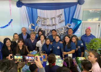 Con la presencia del ministro Gómez, el centro de salud “Puente San Hilario” celebró su 7° aniversario