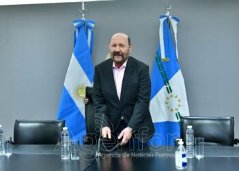 Insfrán advirtió que “es una barbaridad” el ajuste a provincias y reveló una deuda previsional de Nación por $100 mil millones