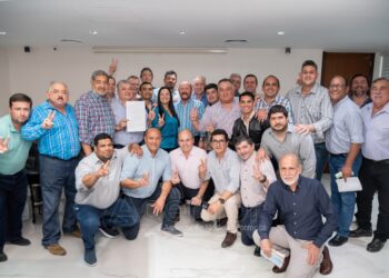 Contundente respaldo al liderazgo político del gobernador Insfrán por parte de intendentes