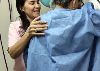 El camión sanitario realizó 50 mamografías gratuitas en el barrio Las Delicias