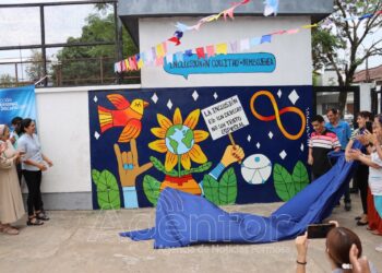 Cierre del Mes de la Inclusión con el mural “Un mundo en la diversidad”