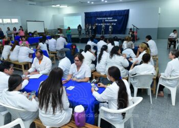 Con un coro de más de tres mil estudiantes, se realizó el tradicional encuentro de las “Escuelas Cantan a la Navidad”