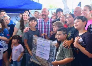 Agradecen al Gobierno provincial por la entrega de insumos para la Escuela de Ajedrez