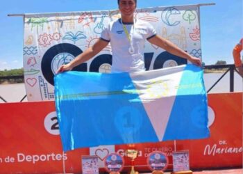 Aguas Abiertas: El nadador Mauricio Arias se consagró en Goya