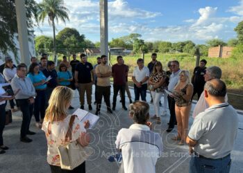 Más techos azules: Recorren nuevas obras educativas próximas a ser inauguradas