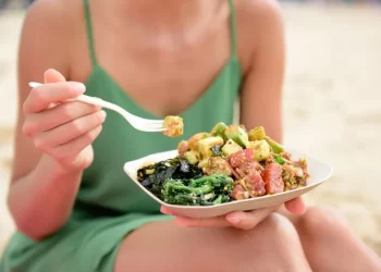 Dieron una serie de recomendaciones para mantener una alimentación saludable durante el verano