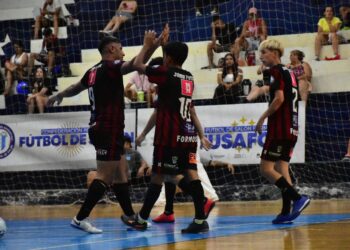 Fútbol de Salón Formosa: Junín y Sector R son semifinalistas