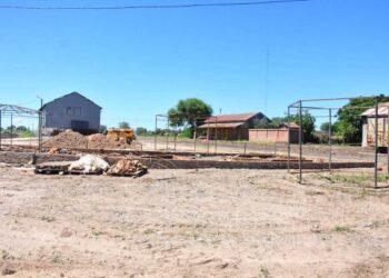 En Pirané se inició la obra para recuperar la exestación del ferrocarril  