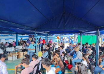 A través del Programa Acción Comunitaria “Todos Unidos”, los organismos provinciales brindan atenciones en los barrios de la capital