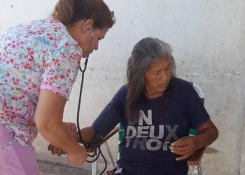 Centro de salud de Bartolomé de las Casas prosigue con los controles semanales a pacientes en sus domicilios