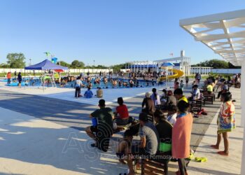 La comunidad de Las Lomitas disfruta del verano en el Parque Acuático “Miguel Ángel ‘Negro’ Medina”