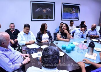 El jefe de Gabinete, Antonio Ferreira, recibió a organizaciones sindicales de trabajadores municipales de toda la provincia