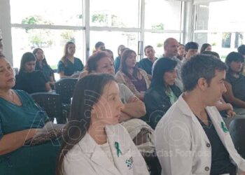 Prevención: Hubo charla abierta a la comunidad sobre el cáncer de cuello uterino en el CEMENURNK