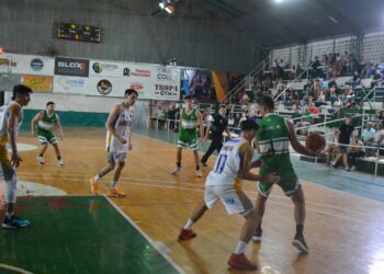 Liga Federal: Sarmiento no pudo con Hindú en Resistencia