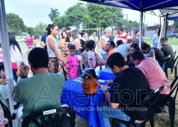 Solís: “Vamos a seguir visitando cada barrio y cada pueblo llevando acciones y fortaleciendo el Modelo Formoseño”