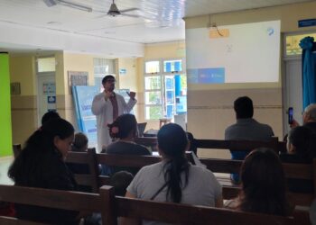 En el centro de salud El Pucú se brindó una importante charla sobre ACV