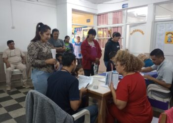 Continúan en el interior las actividades del Programa Provincial de Libretas de Salud Escolar