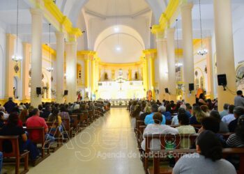 Fieles formoseños despidieron al Papa Francisco en la Iglesia Catedral