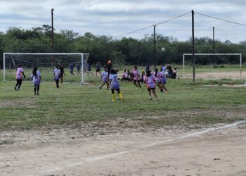 En Ayo La Bomba conmemoraron el Día del Aborigen Americano con un campeonato de fútbol femenino