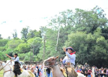 Tradición y festejo patrio en el 126° aniversario de Herradura