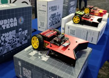 Apertura del Centro de Emprendedores Barriales y Clubes Digitales en el barrio San Juan Bautista