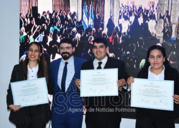 Acto de colación en la UPLaB: “Son años de coherencia en las decisiones políticas del Gobernador de poner a la educación como una cuestión de Estado”