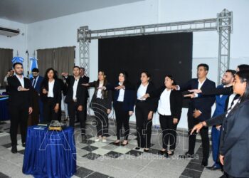 Estudiantes de la UPLaB expresaron su alegría por graduarse en una Universidad provincial gratuita y de calidad