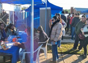 Se desplegó un exitoso operativo sanitario en la colonia Juan Bautista Alberdi