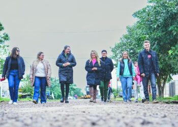 Avanzan las obras de enripiado y reposición lumínica en La Nueva Formosa con fuerte acompañamiento vecinal