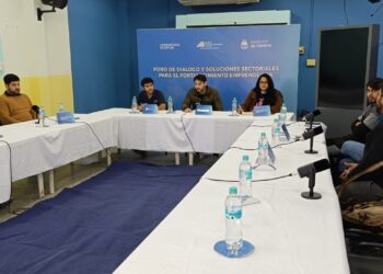 Importante reunión en el Foro de Diálogo y Soluciones Sectoriales para el Fortalecimiento Emprendedor