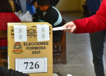 “El pueblo eligió seguir caminando con el Modelo Formoseño”, subrayó Román