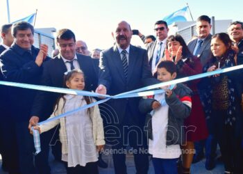 En Misión Tacaaglé, Insfrán inauguró la nueva escuela de colonia 25 de Mayo
