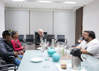 El jefe de Gabinete Antonio Ferreira recibió a referentes de la comunidad aborigen de Campo del Cielo  