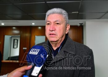 Insfrán se reunió con intendentes y presidentes de Comisiones de Fomento luego de las elecciones del domingo
