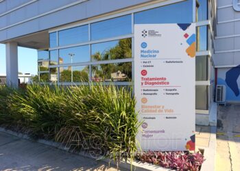 “Pinceladas de Bienestar”: Una iniciativa para reforzar la autoestima y la autovalía de las pacientes oncológicas