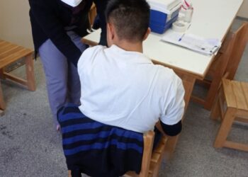 El centro de salud Itatí realizó una jornada de vacunación en la EPES N° 95