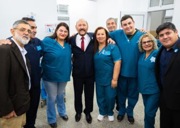 El Gobernador saludó a los empleados públicos provinciales en su día