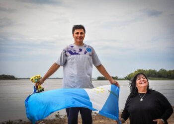 Arias brilló en Entre Ríos y se quedó con el primer lugar en su categoría en la Travesía del Paraná
