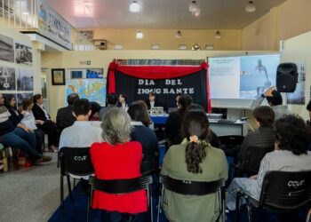 Para evocar el Día Nacional de los Inmigrantes se realizó un conversatorio
