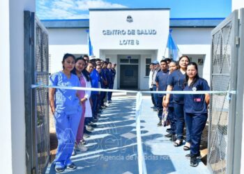 El gobernador Insfrán habilitó el centro de salud de Lote 8 y anunció la creación de la EPES EIB N° 13