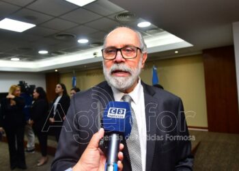 El ministro de Economía celebró la nueva Constitución Provincial que ya rige para todos los formoseños