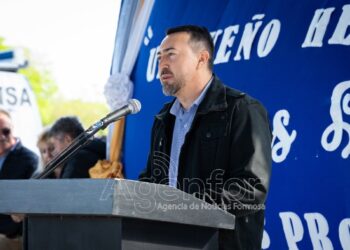 El Gobernador inauguró dos obras educativas en Ingeniero Juárez