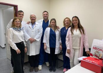 HAC: Entregaron dos modernos dispositivos auditivos a niños que cambiarán su calidad de vida