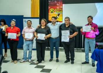 La Subsecretaría de Empleo entregó certificados de finalización de cursos y talleres de oficios