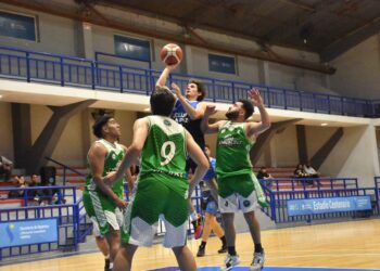 Torneo Prefederal de Básquet: La Paz se quedó con el triunfo ante Camioneros