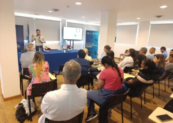 Campaña de prevención del cáncer de piel: El HIEF brindó una capacitación sobre un novedoso tratamiento