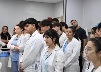 Día Internacional del Estudiante: Jóvenes valoran la posibilidad de estudiar Medicina en su propia provincia