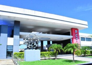 Equipos de Clubes Digitales trabajaron en el Polo pensando en la defensa de sus proyectos en el concurso de Samsung