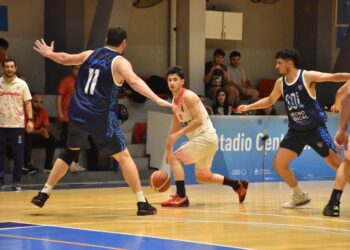 Estudiantes venció a Sol de América y se aseguró el primer puesto