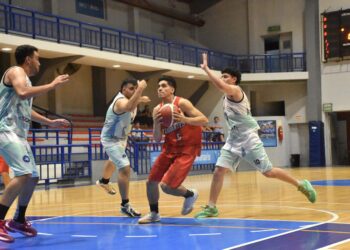 Torneo Prefederal de Básquet: Estudiantes venció a La Paz y se definieron las semifinales